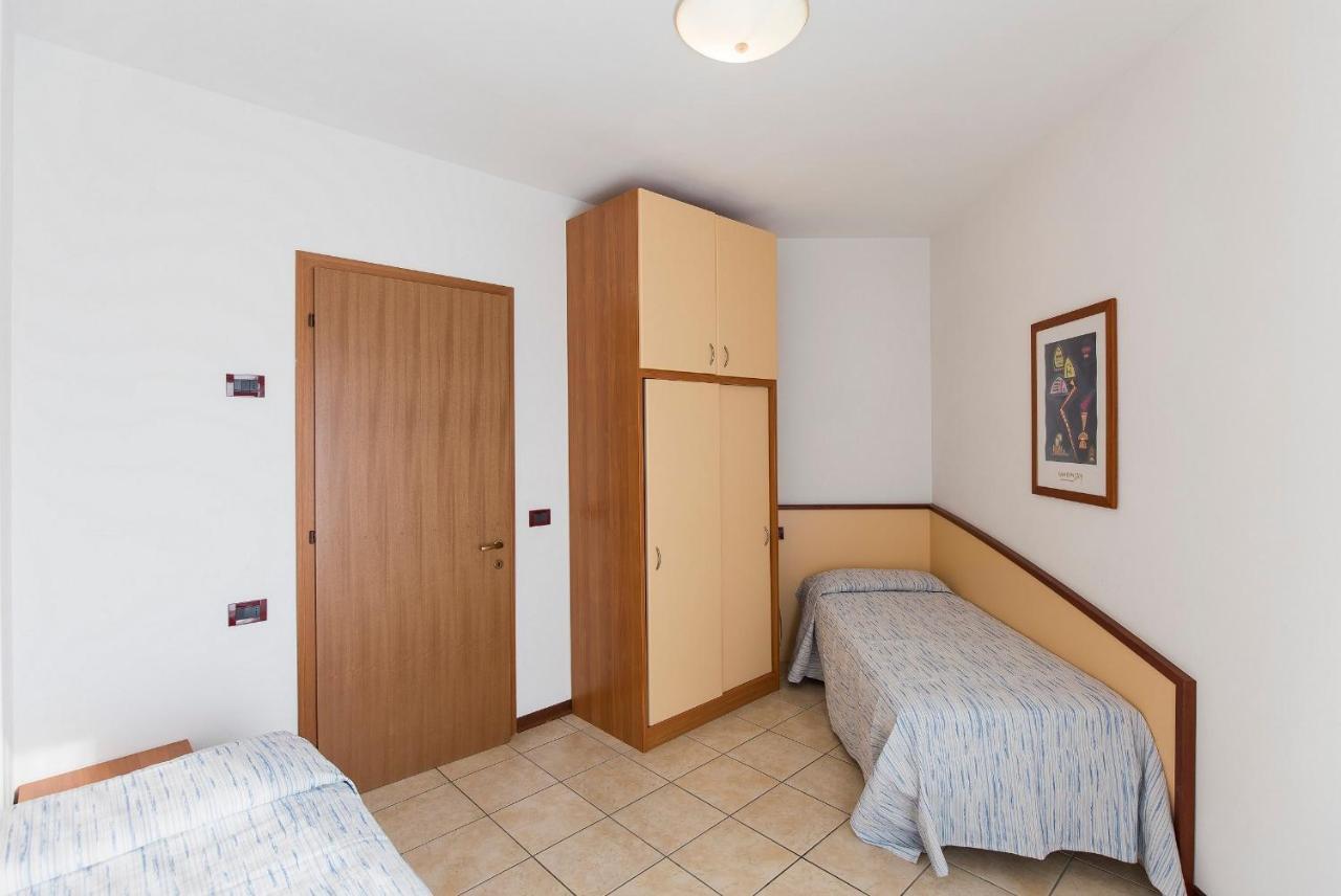 Robinia/pinetine Lido Altanea Apartment Caorle